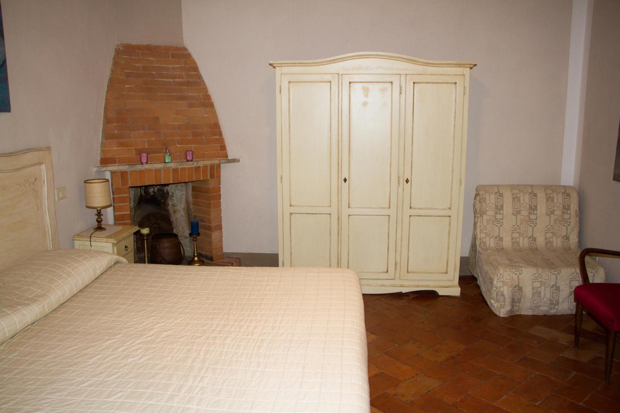 Santa Croce Charme Apartment Arezzo Ngoại thất bức ảnh