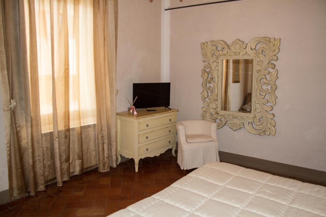 Santa Croce Charme Apartment Arezzo Ngoại thất bức ảnh