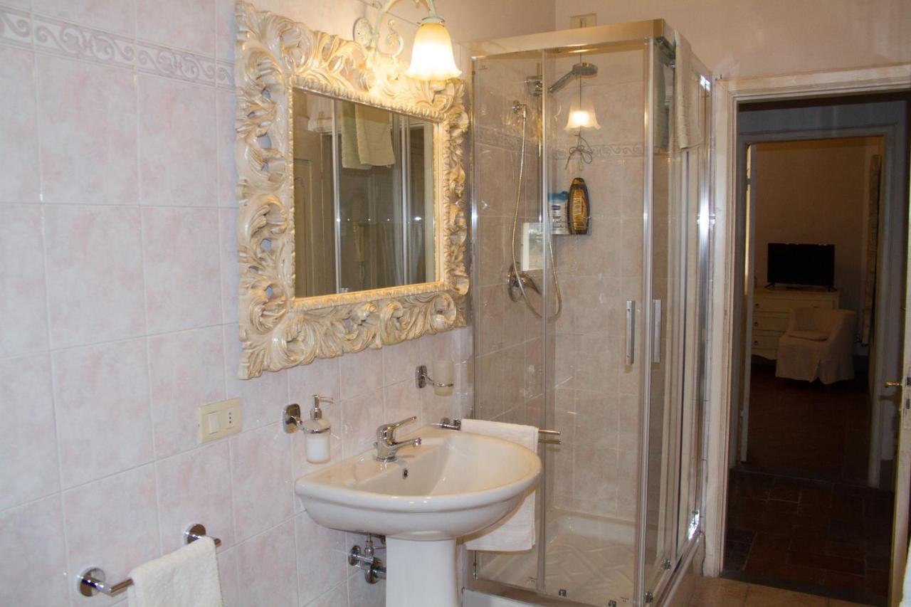 Santa Croce Charme Apartment Arezzo Ngoại thất bức ảnh